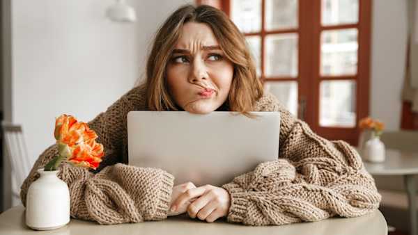 Coach Training EDU Blog - When Your Client Says I Don't Know Where to Start! Coach helping a client who does not know where to start